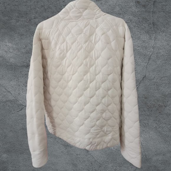 Avalanche Outdoor Supply Pullover - NWT Size L - Quilted 1/4 Zip - Picture 2 of 15